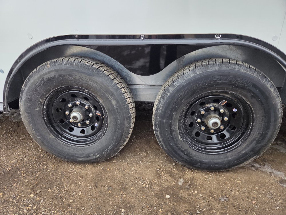 8.5'x24' CellTech Enclosed Cargo 85X24TA5 84"