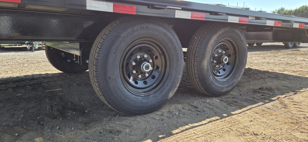 8.5'x24' Big Tex Trailers Deckover 14OA-24