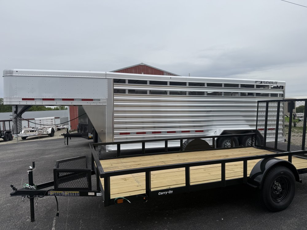 6' 7"x20' Featherlite Livestock 8117-6720 6' 6"