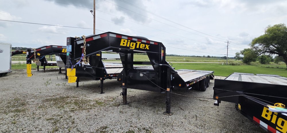 8.5'x20' Big Tex Trailers Deckover/Gooseneck 25GN-20+5