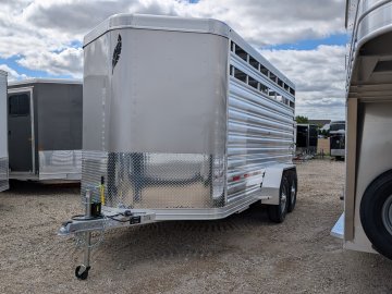 6' 7"x16' Featherlite Horse 8107-6716 6' 6"