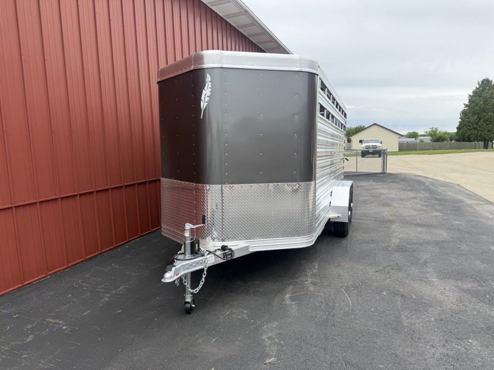 6' 7"x16' Featherlite Horse 8107-6716 6' 6"