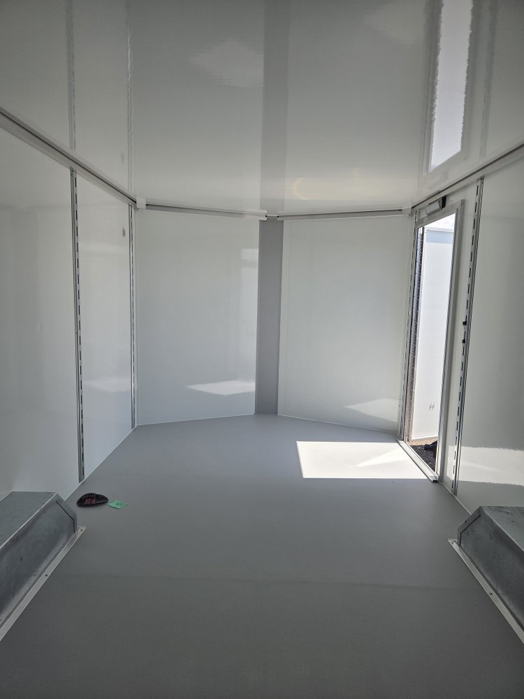 8.5'x16' CellTech Enclosed Cargo 85X16TA5 86"