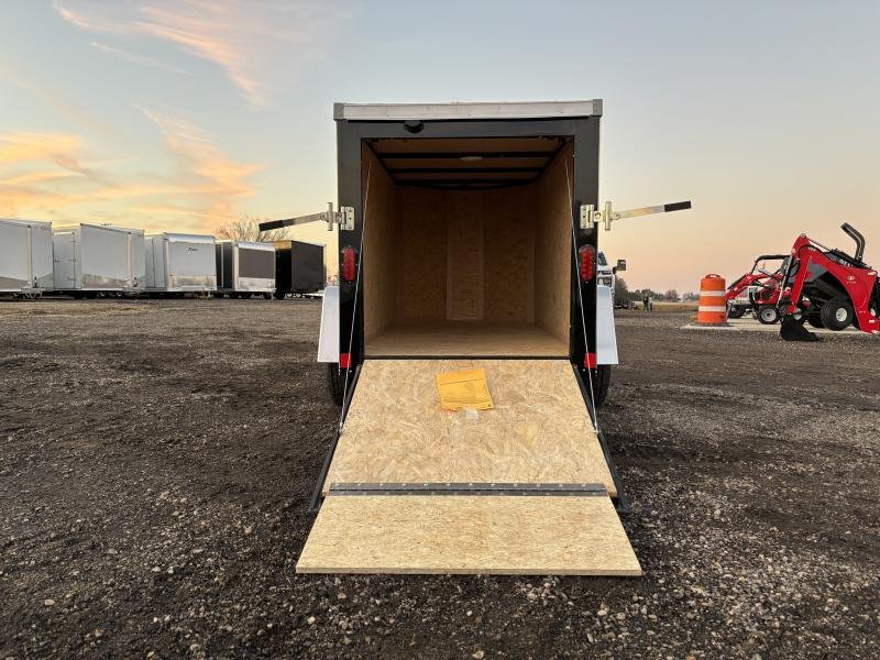 4'x8' Interstate 1 Trailers Enclosed Cargo SFC48SAFS 4'