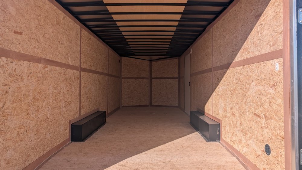 8.5'x24' RC Trailers Enclosed Cargo RDLX8524TA3 7'