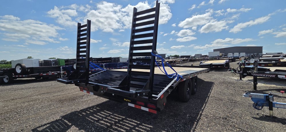 8.5'x20' Big Tex Trailers Flatbed