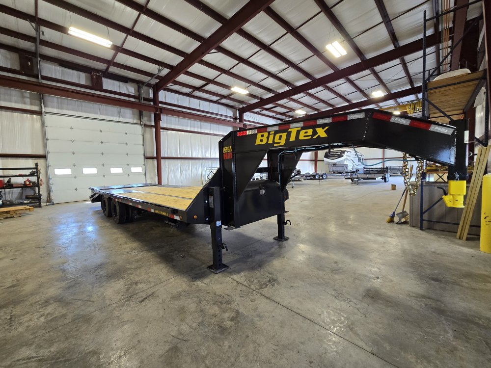 22GN-20+5 Big Tex Deckover/Gooseneck 22GN-20+5