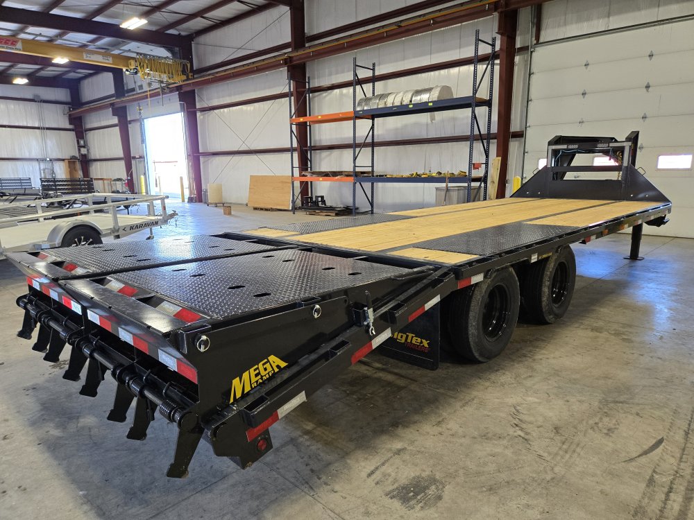22GN-20+5 Big Tex Deckover/Gooseneck 22GN-20+5