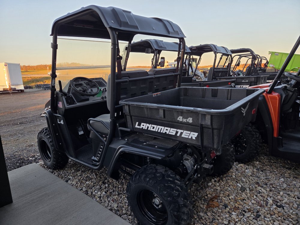 American LandMaster L4 4X4 UTV