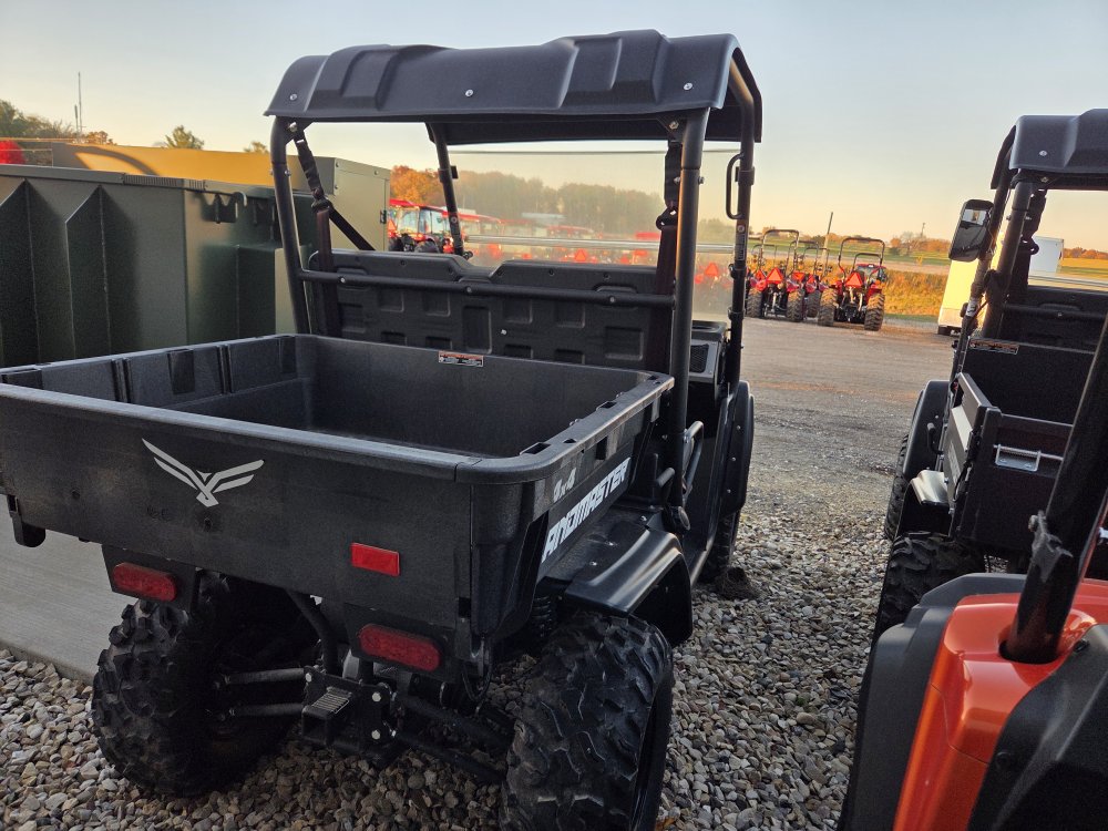 American LandMaster L4 4X4 UTV