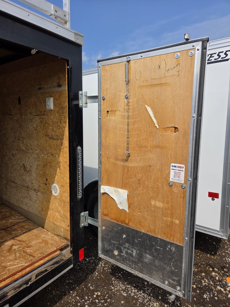 5'x8' Bravo Enclosed Cargo HR58SA 62"