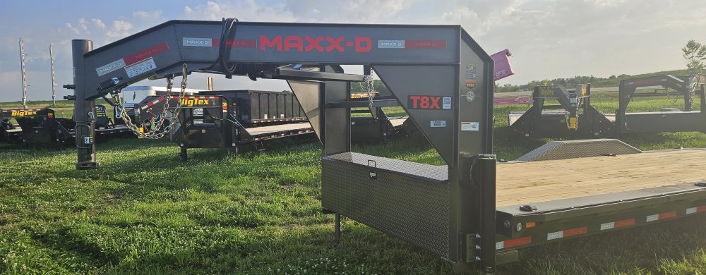 7'x24' Maxx-D Equipment/Tilt T8B10224G