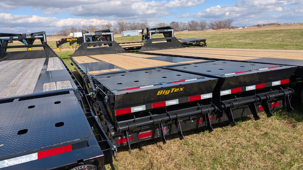 25GN-20+5 Big Tex Deckover/Gooseneck