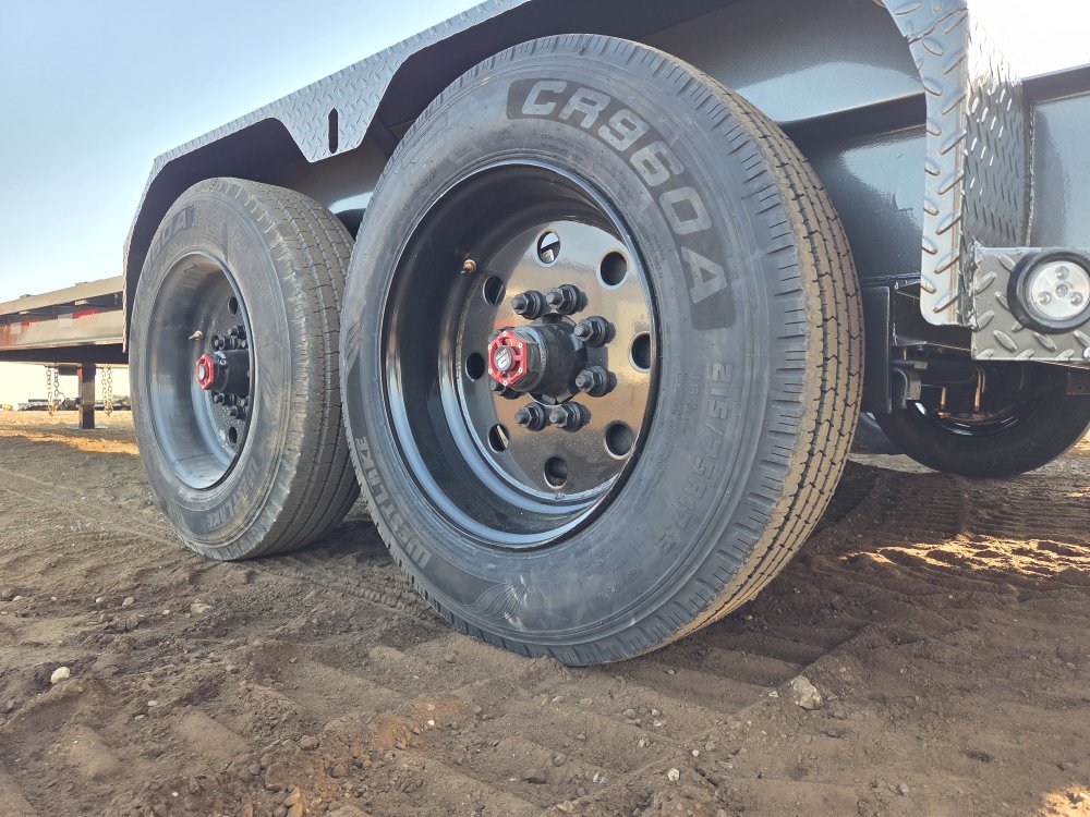 7'x24' Maxx D Equipment