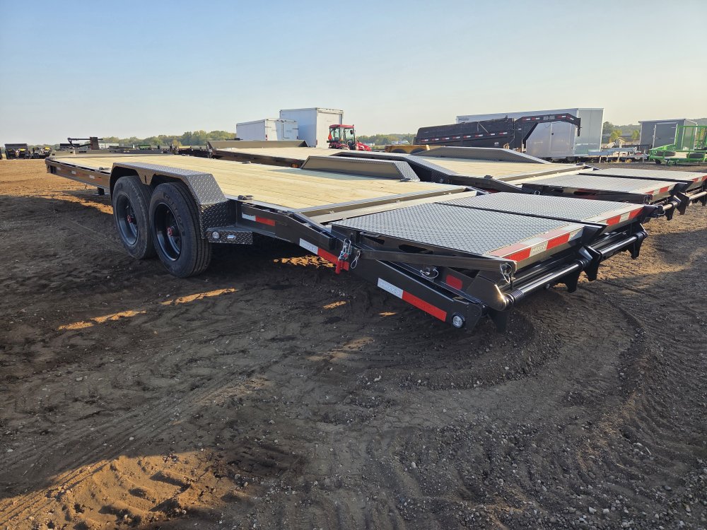 7'x24' Maxx D Equipment