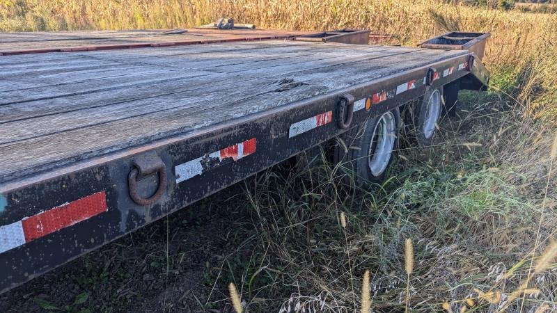 1998 8.5x20 Towmaster Trailers T-40 Deckover Trailer USED