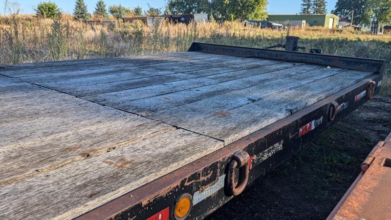 1998 8.5x20 Towmaster Trailers T-40 Deckover Trailer USED