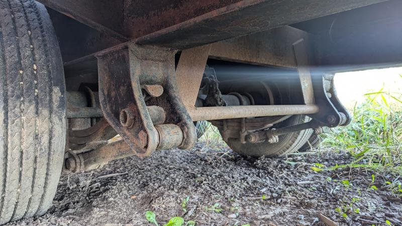 1998 8.5x20 Towmaster Trailers T-40 Deckover Trailer USED