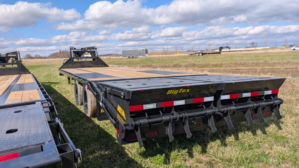 25GN-25+5 Big Tex Deckover/Gooseneck