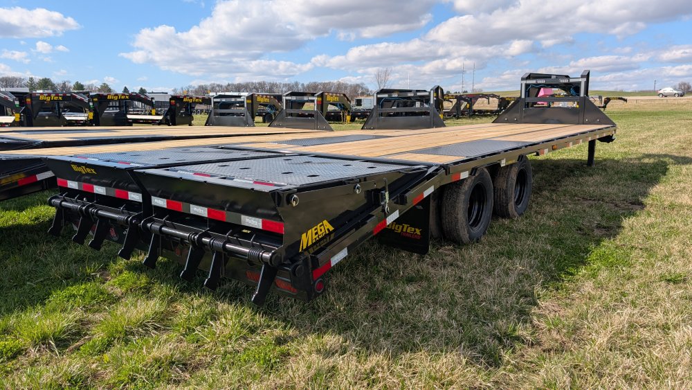 25GN-25+5 Big Tex Deckover/Gooseneck