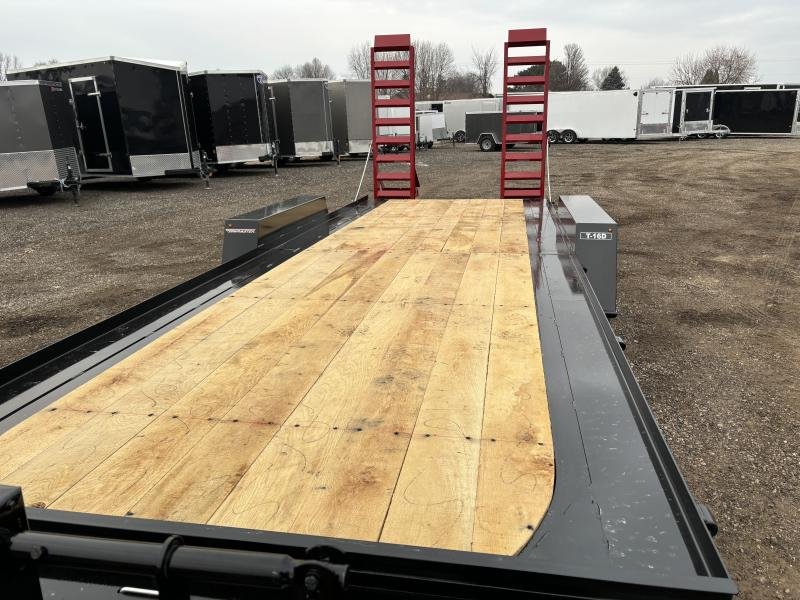 7'x20' Towmaster Trailers Equipment T-16D