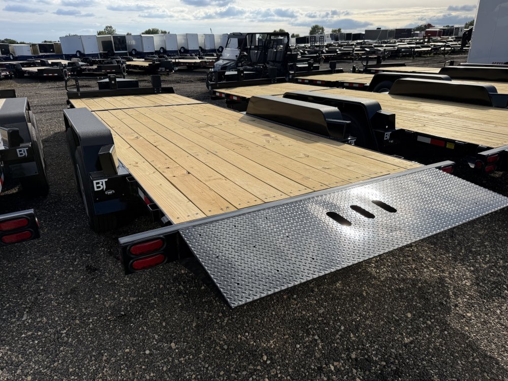 7'x22' Behnke Trailers Equipment/Tilt TBCT2220ET-10K