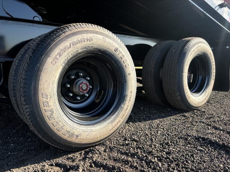 8.5'x20' Big Tex Trailers Dump 4'