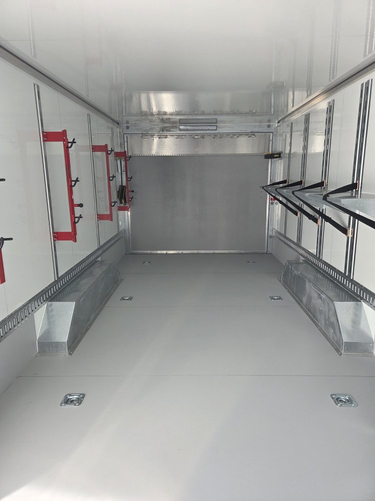 8.5'x20' CellTech Enclosed Cargo 85X20TA5 86"