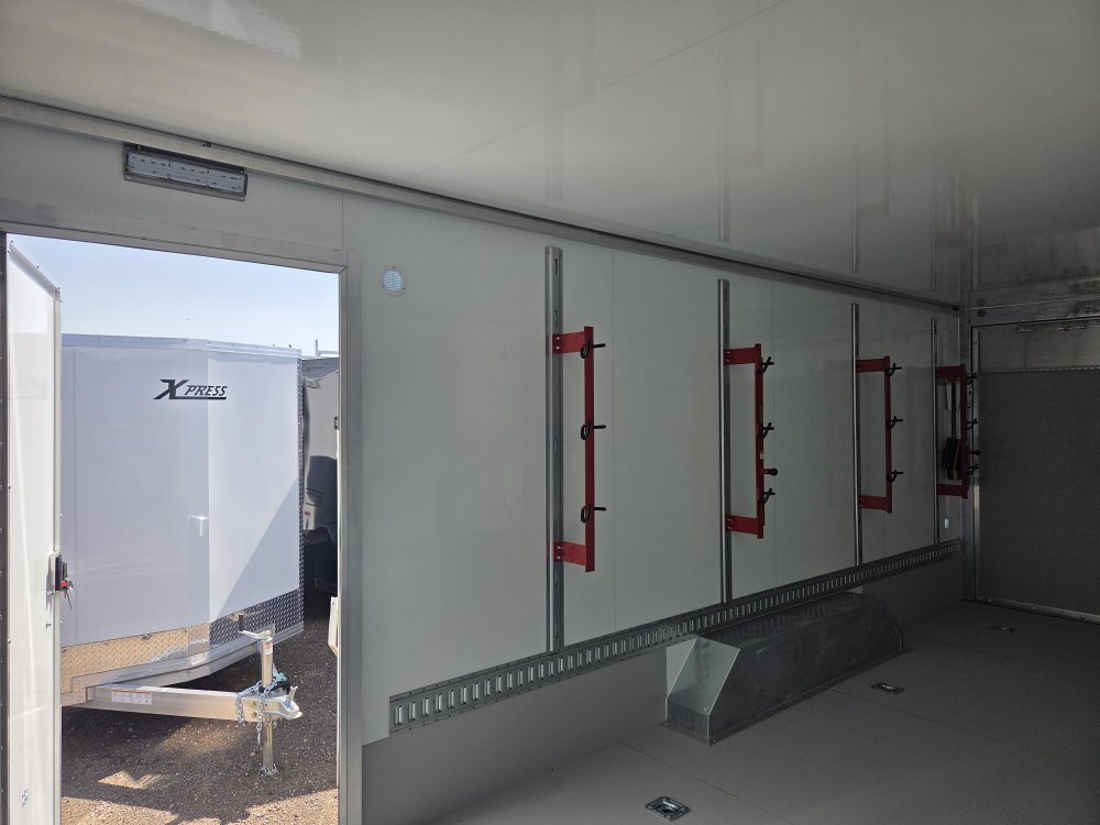 8.5'x20' CellTech Enclosed Cargo 85X20TA5 86"