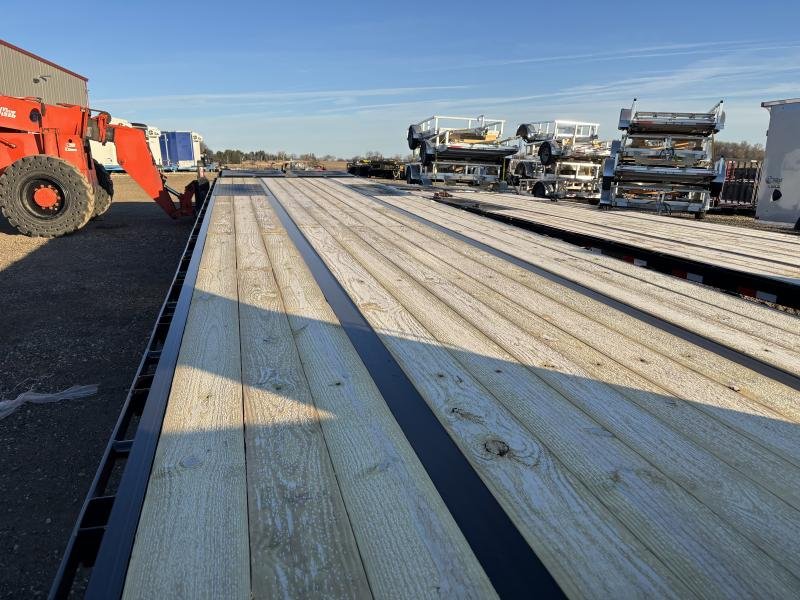 2025 Big Tex Trailer 22GN-40 Flatbed/ Gooseneck Trailer 8.5x40