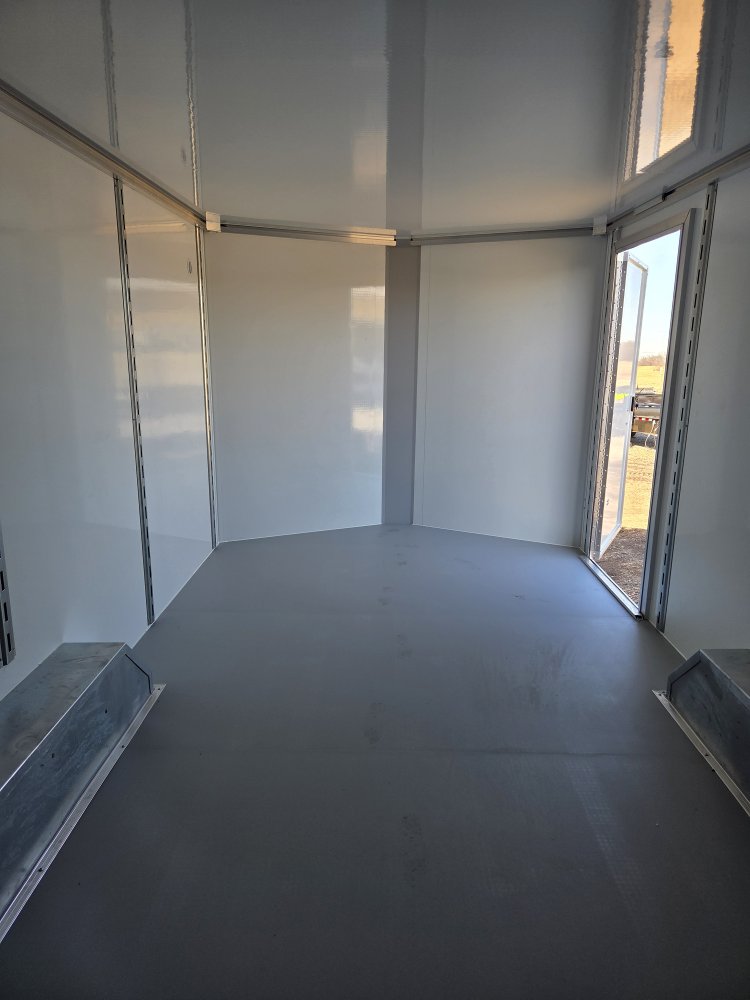 8.5'x16' CellTech Enclosed Cargo 85X16TA5 86"