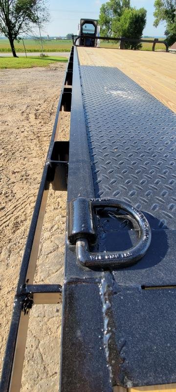 x216" CornPro Flatbed 18+4 C series