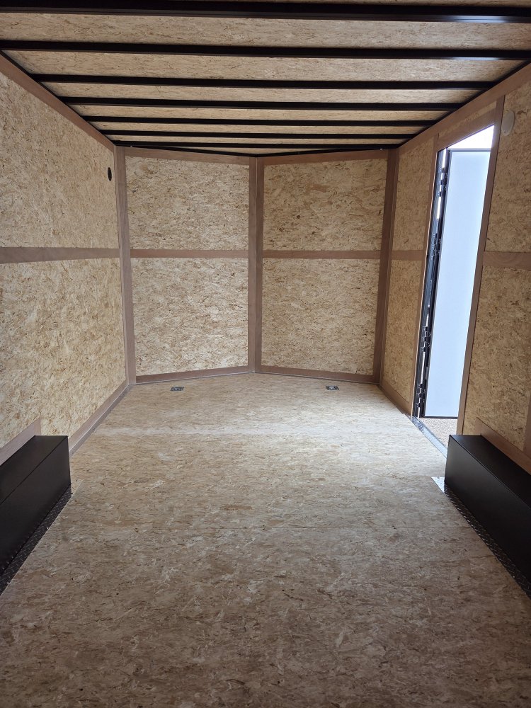 8.5'x16' RC Trailers Contractor D8516TA3 84"
