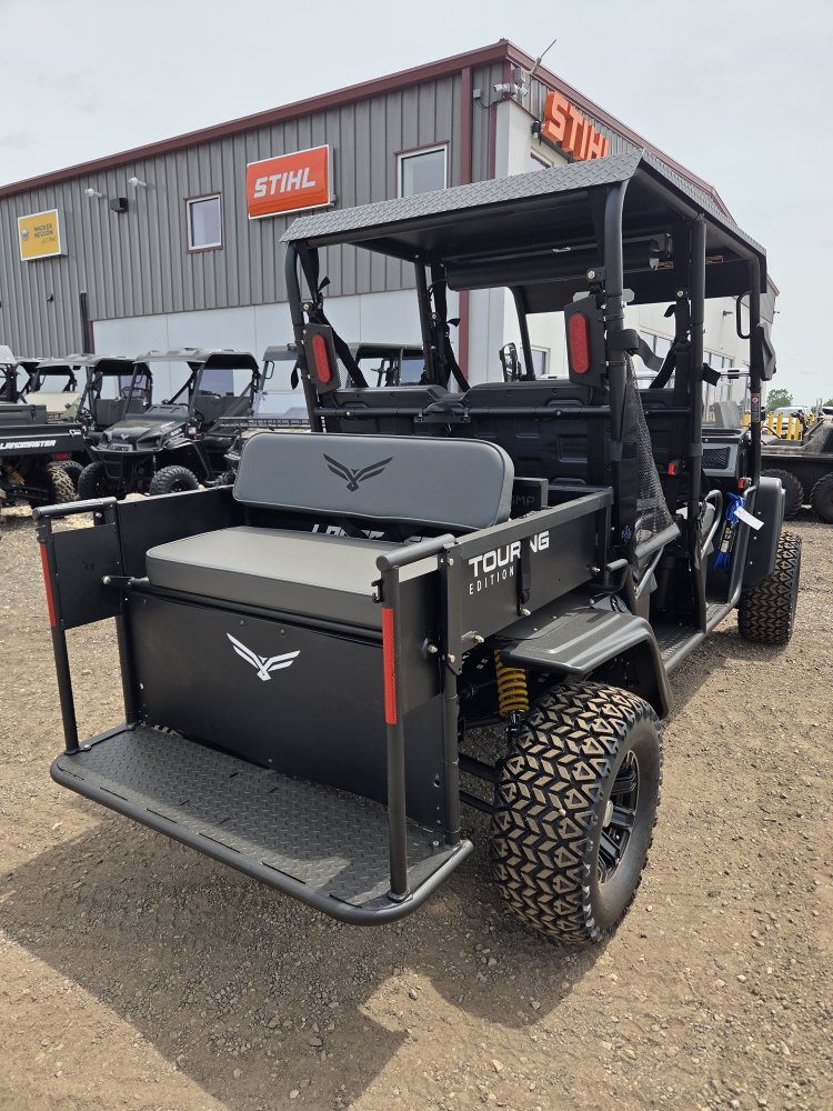 Landmaster AMP Crew Touring Edition UTV