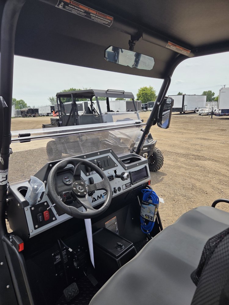 Landmaster AMP Crew Touring Edition UTV