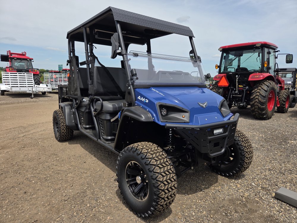 Landmaster AMP Crew Touring Edition UTV