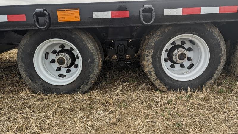8.5'x20' Towmaster Trailers Equipment T-40LP