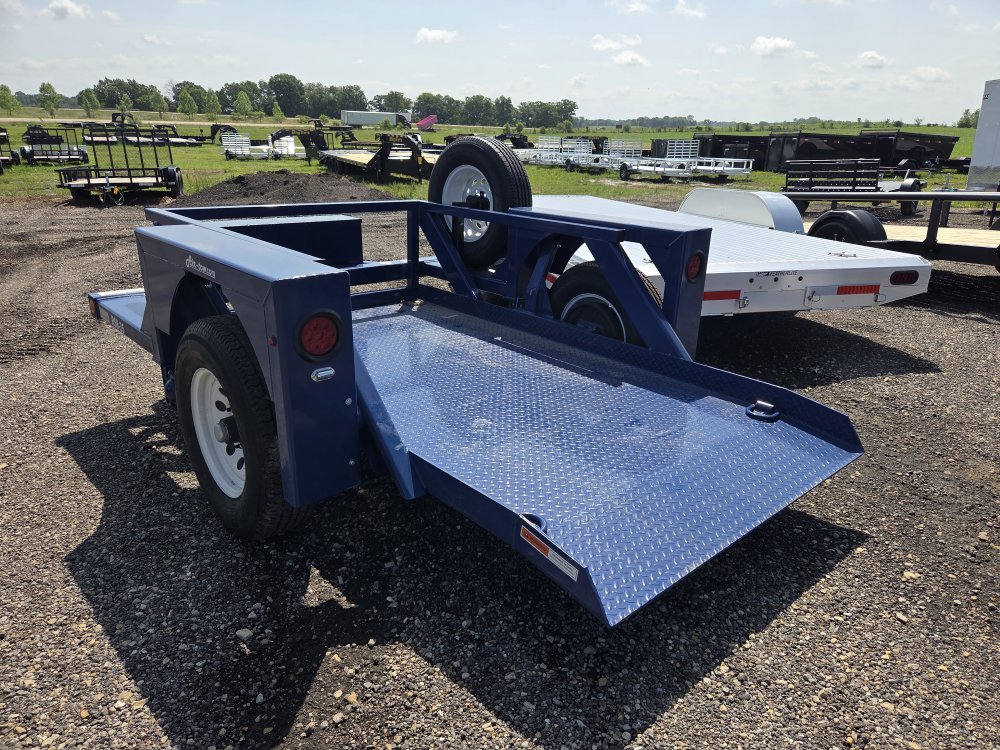 4' 4"x8' 6" Air Tow Utility RS8-35