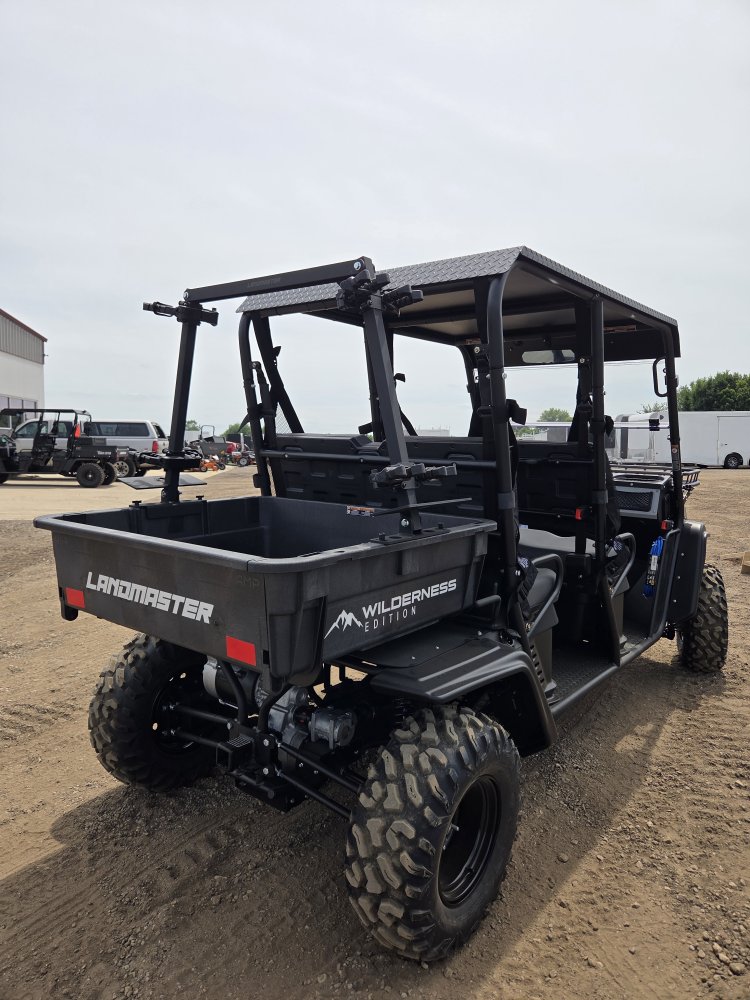 Landmaster AMP Crew Wilderness Edition 4X4 UTV