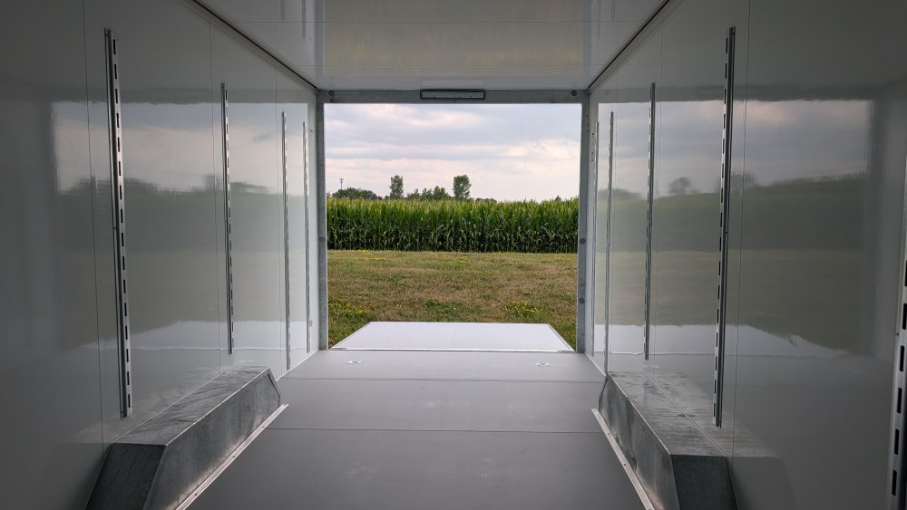 8.5'x24' CellTech Enclosed Cargo 85X24TA5 8'