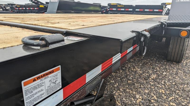 8.5'x24' Towmaster Trailers Tilt T-20DT