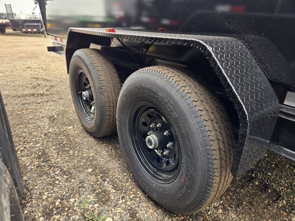 7'x14' Big Tex Trailers Dump 2'