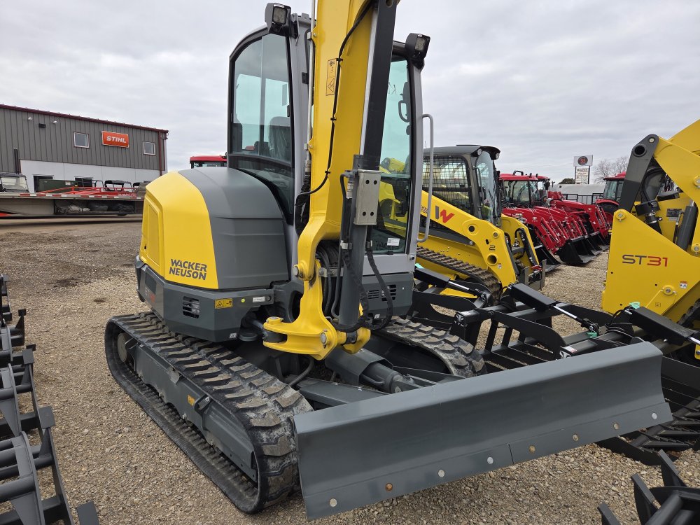 Wacker Neuson ET42 Contractor Equipment