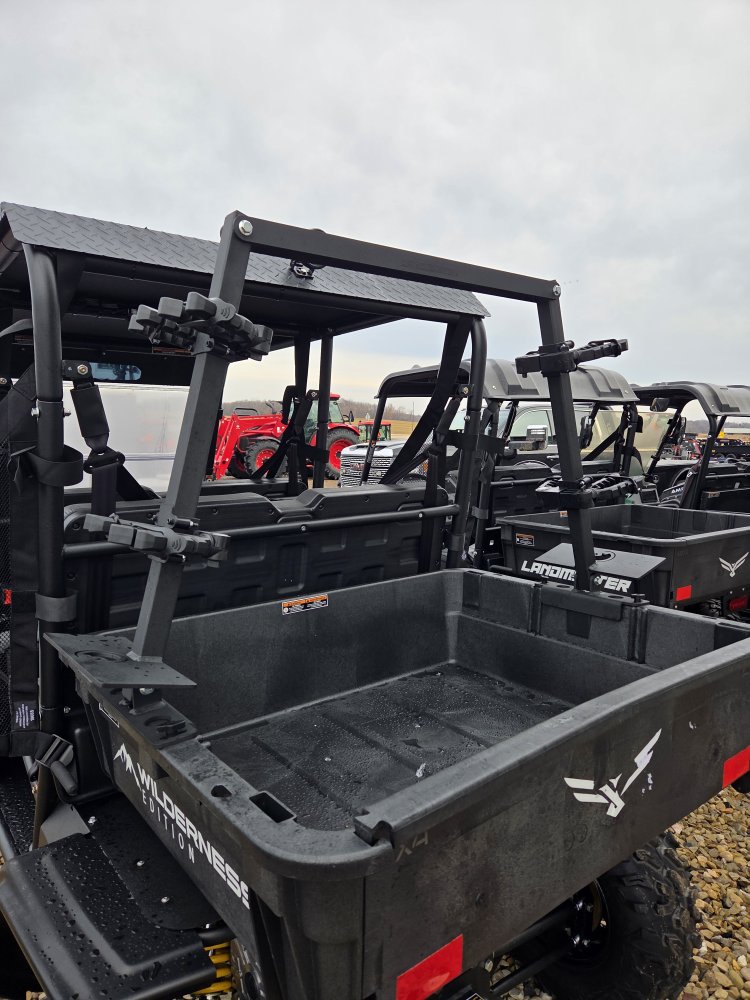 Landmaster Amp 4WD UTV