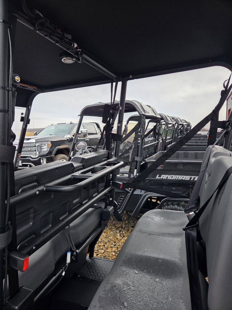 Landmaster Amp 4WD UTV