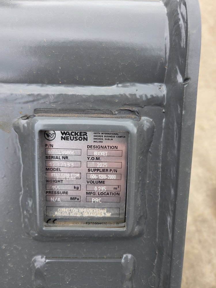 Wacker Neuson 5100060568 Bucket 48"