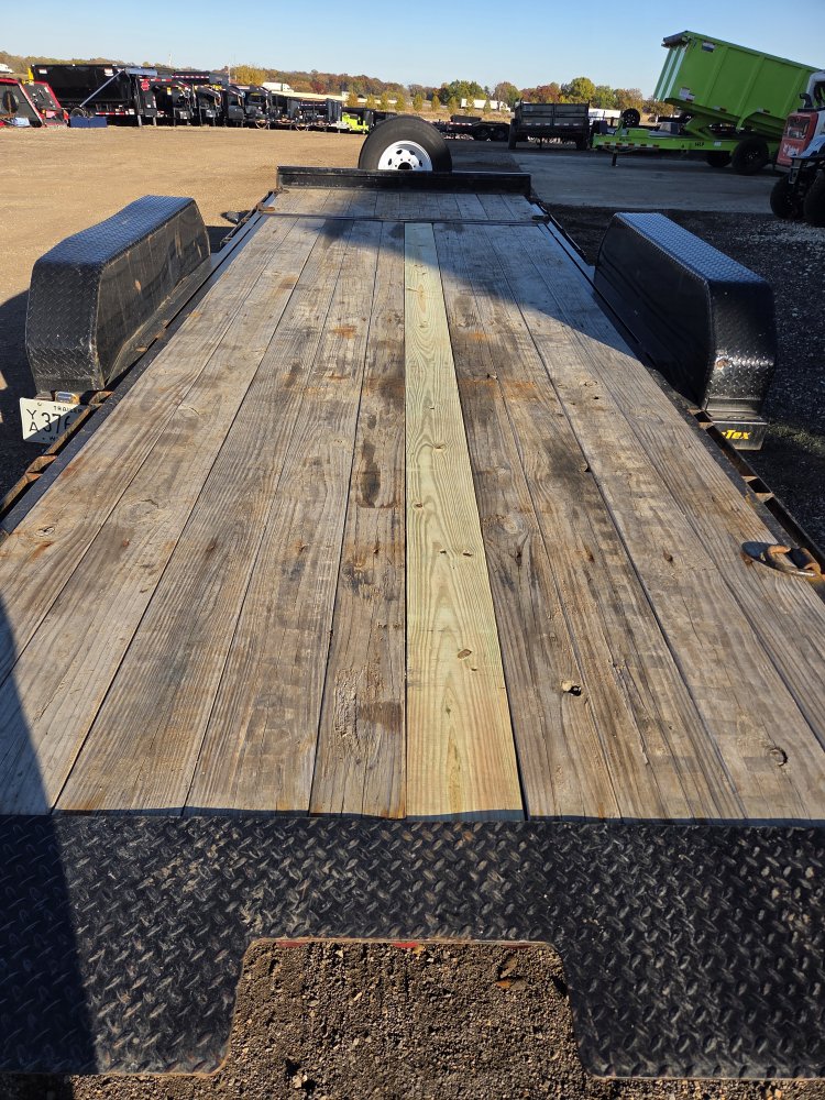 USED: 7'x20' Big Tex Trailers Equipment/Tilt