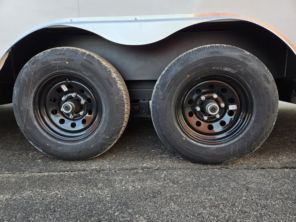 8.5'x24' RC Trailers Enclosed Cargo RDLX8524TA3 84"