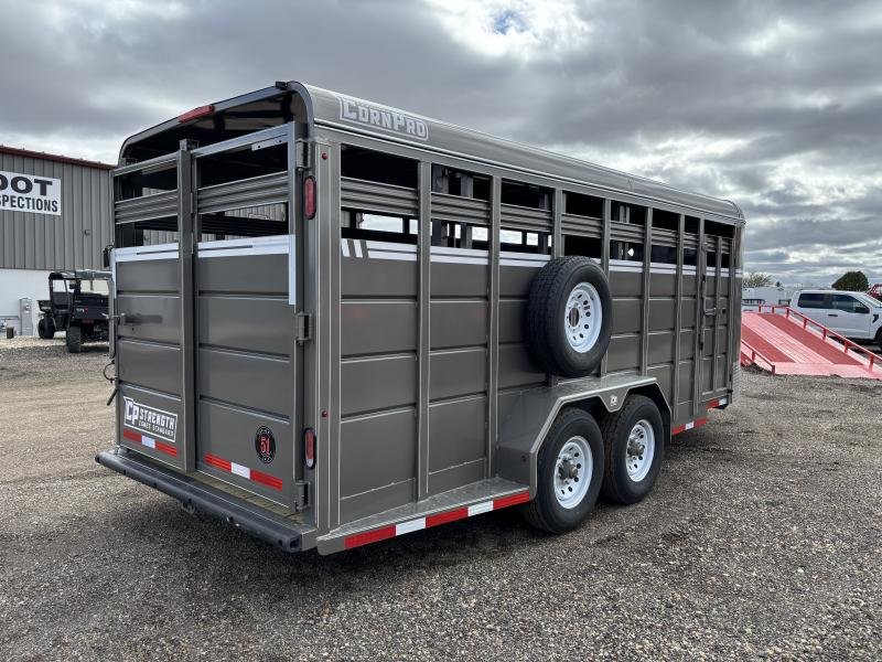 2025 CornPro SB-20 7S Livestock / Horse Trailer 7x20