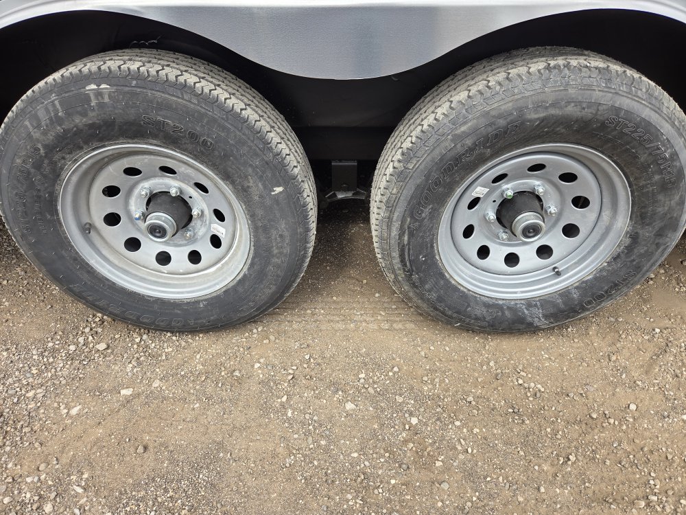 8.5'x24' RC Trailers Enclosed Cargo RDLX8524TA3 84"